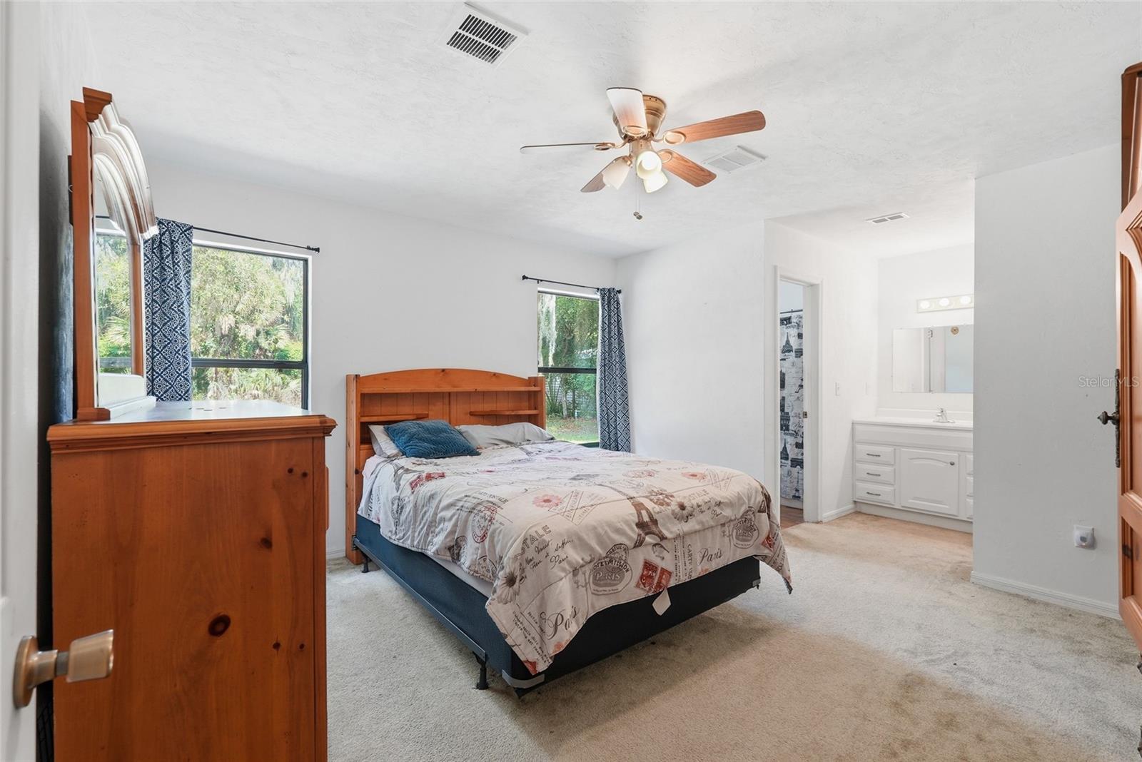 173 Little Orange Lake, Hawthorne, FL 32640