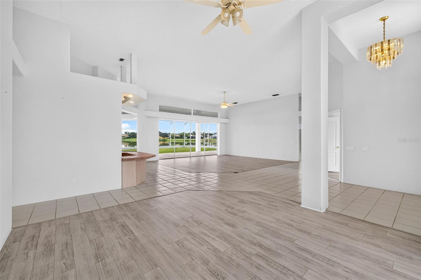 8911 Riverlachen, Riverview, FL 33578