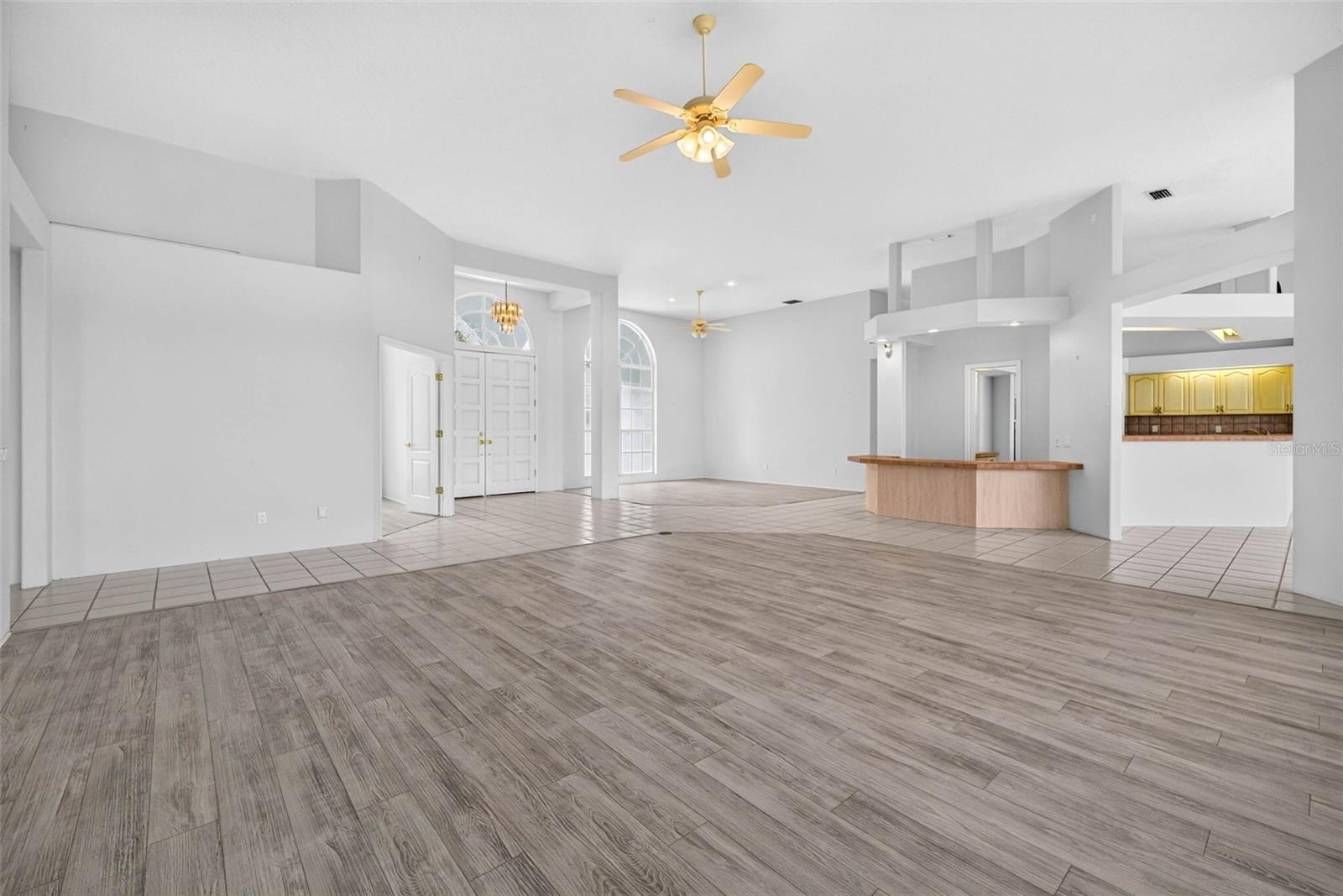 8911 Riverlachen, Riverview, FL 33578
