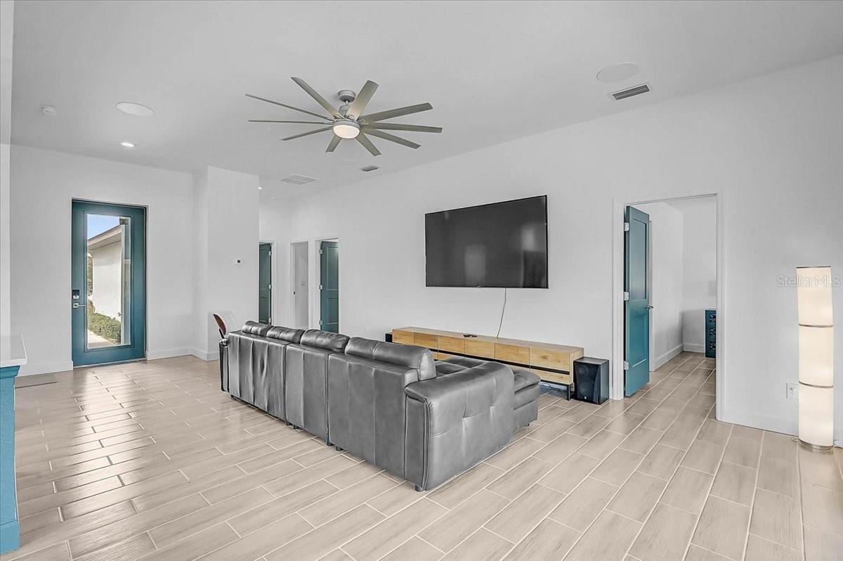 112 Hercules, Rotonda West, FL 33947