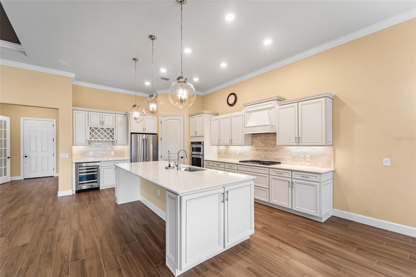 5700 Sweet Leaf, Sarasota, FL 34238