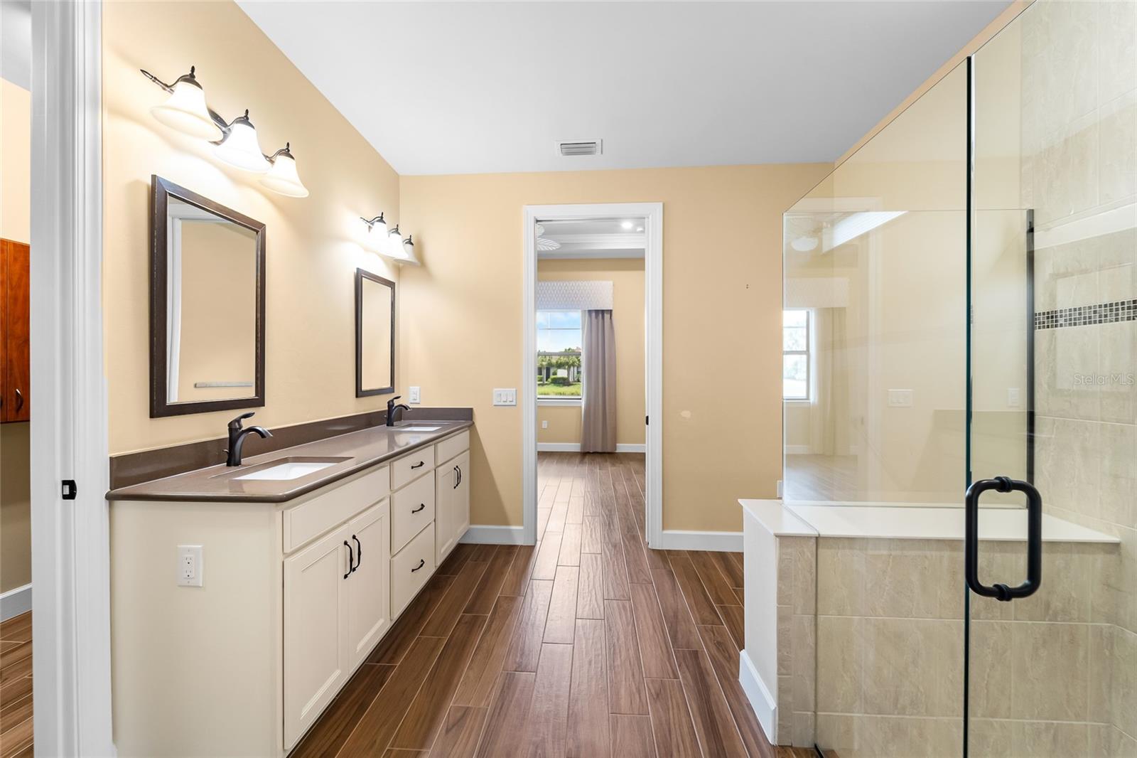 5700 Sweet Leaf, Sarasota, FL 34238
