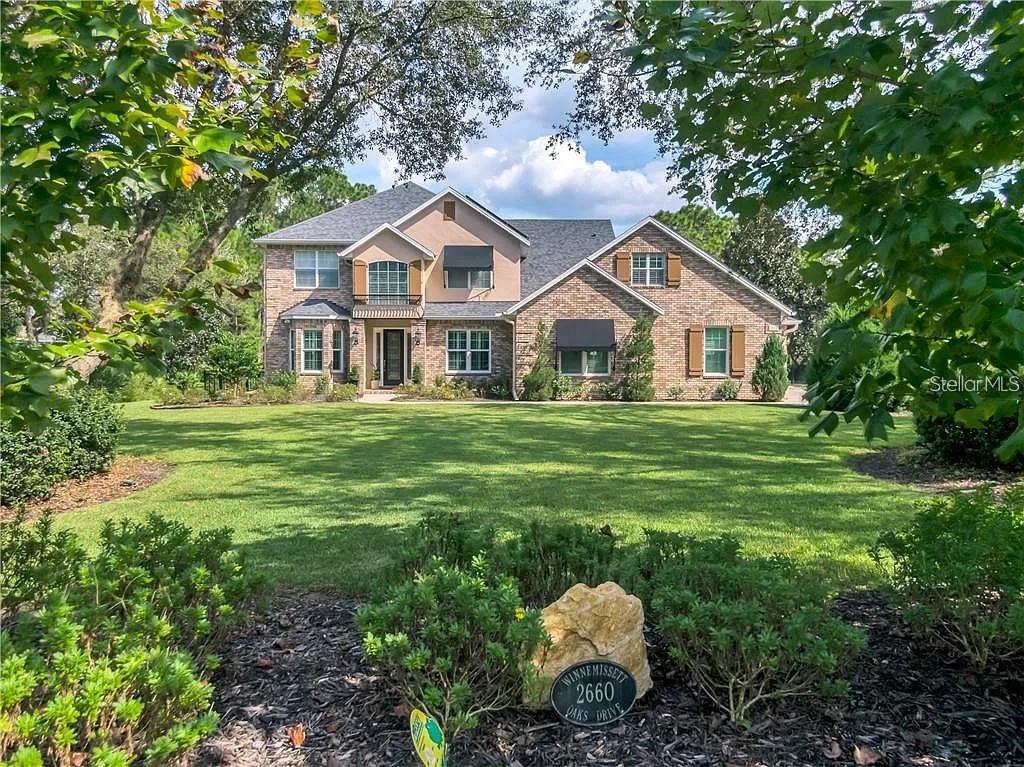 2660 Winnemissett Oaks, Deland, FL 32724