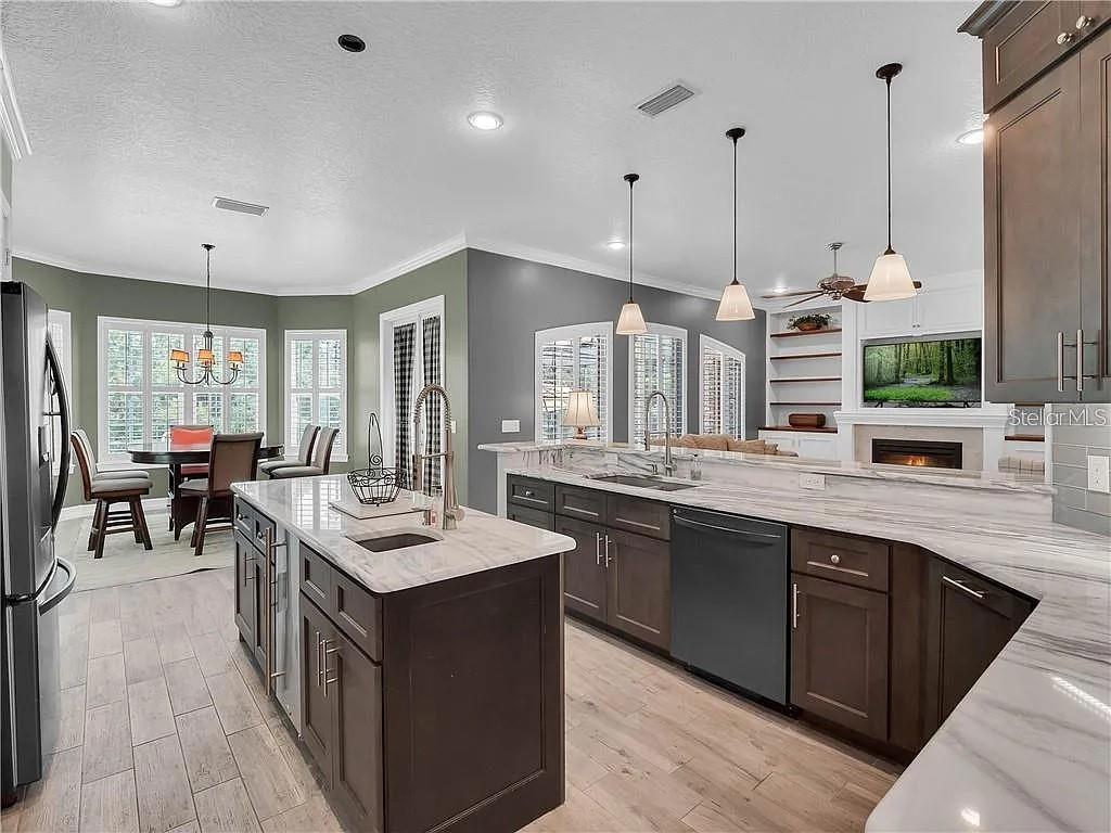 2660 Winnemissett Oaks, Deland, FL 32724