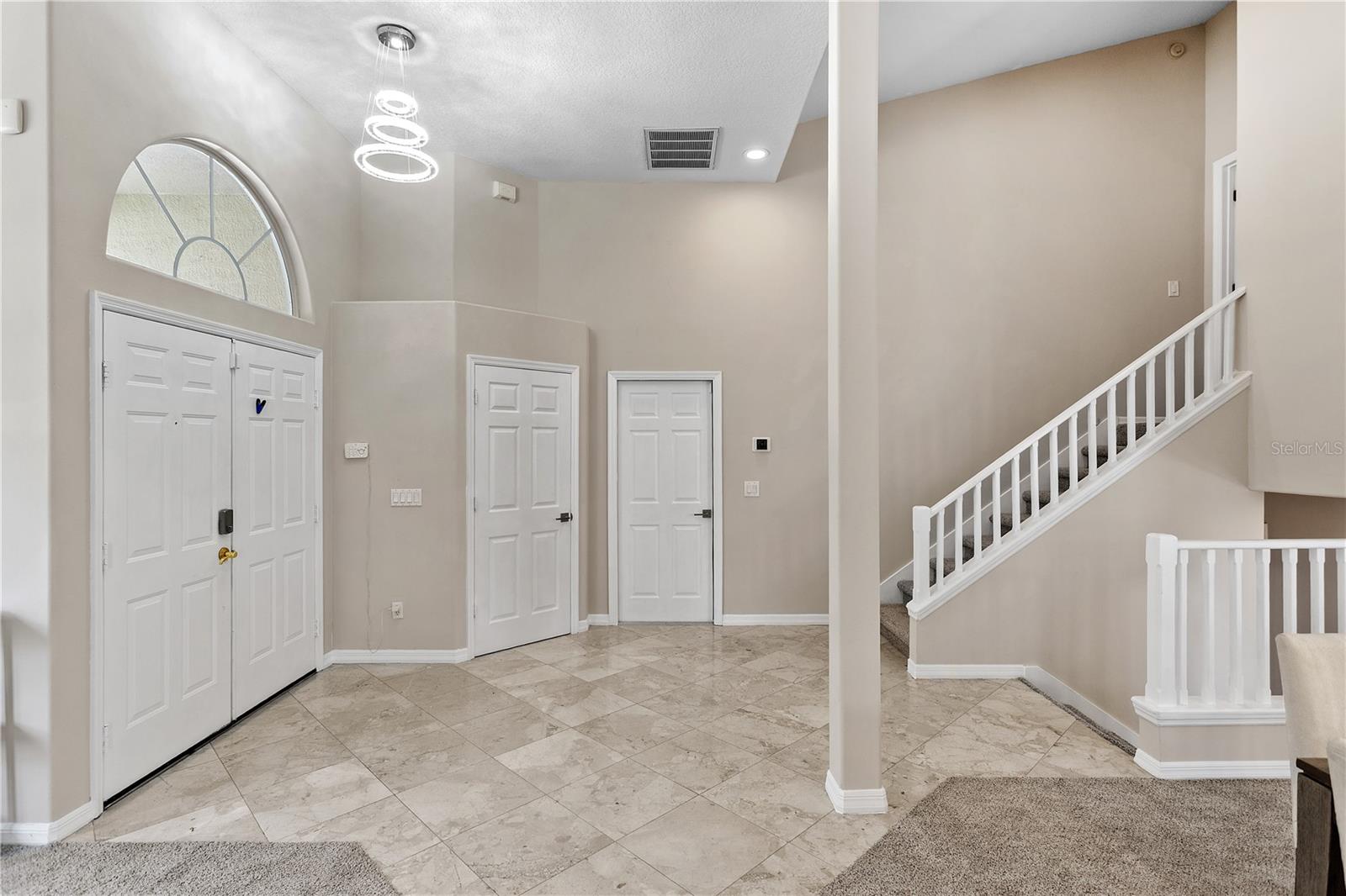 690 Oak Hollow, Altamonte Springs, FL 32714