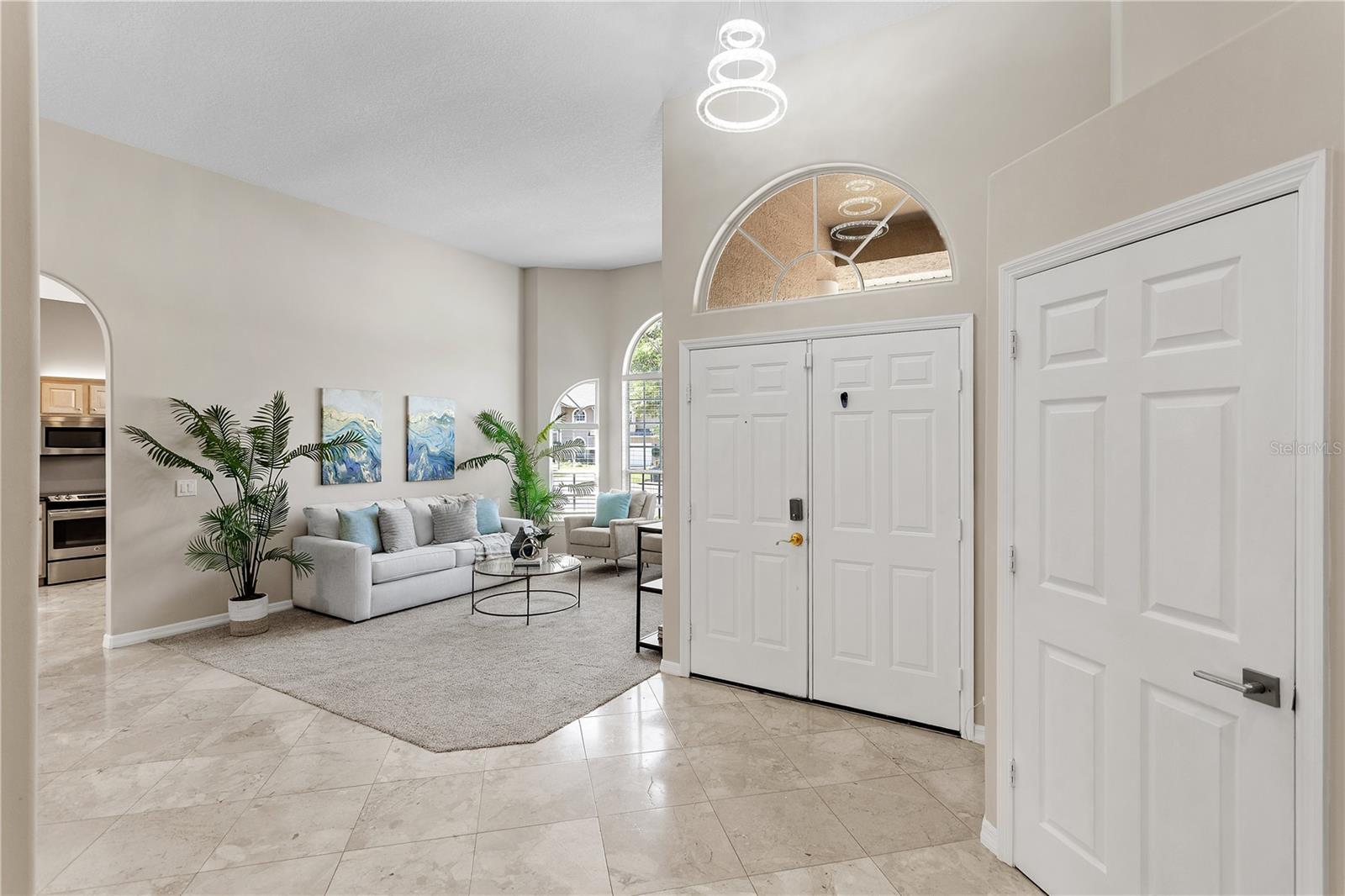 690 Oak Hollow, Altamonte Springs, FL 32714