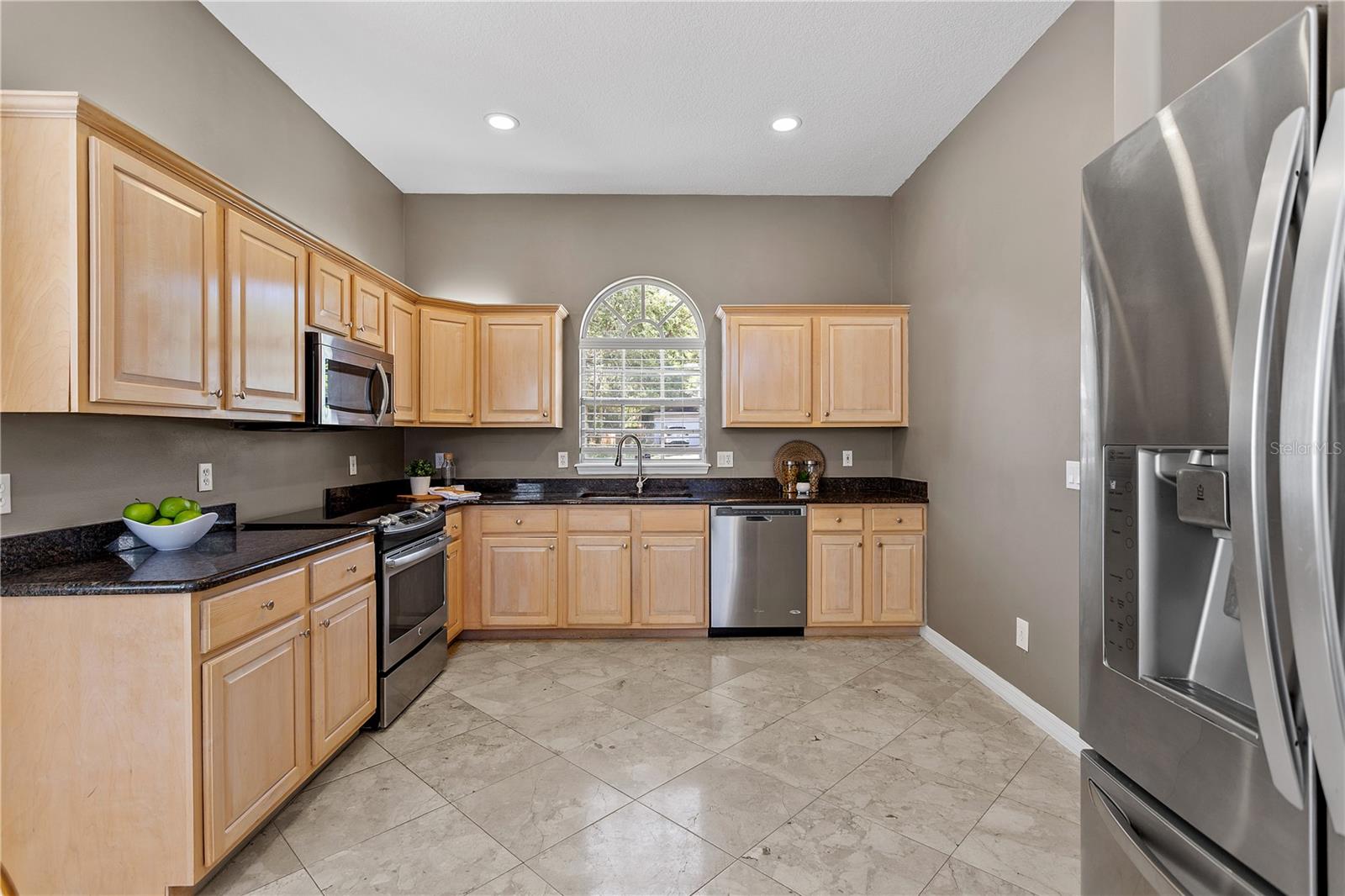 690 Oak Hollow, Altamonte Springs, FL 32714