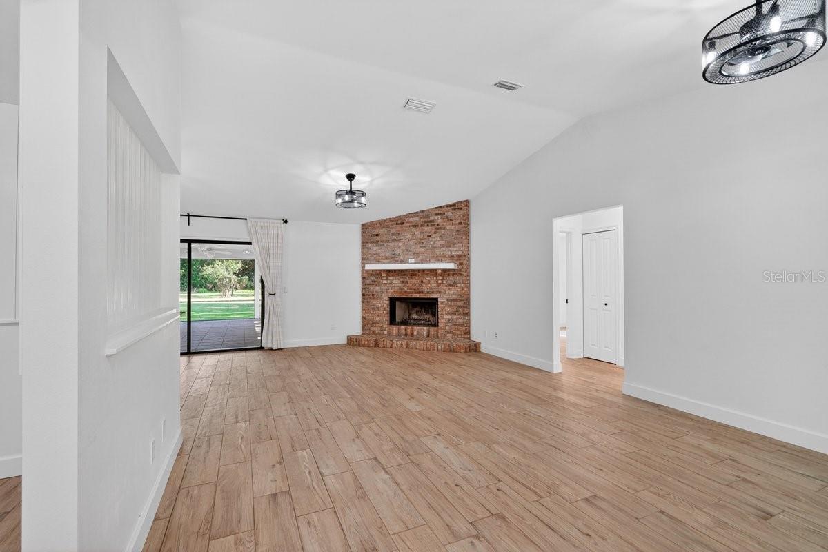 171 William, Edgewater, FL 32141