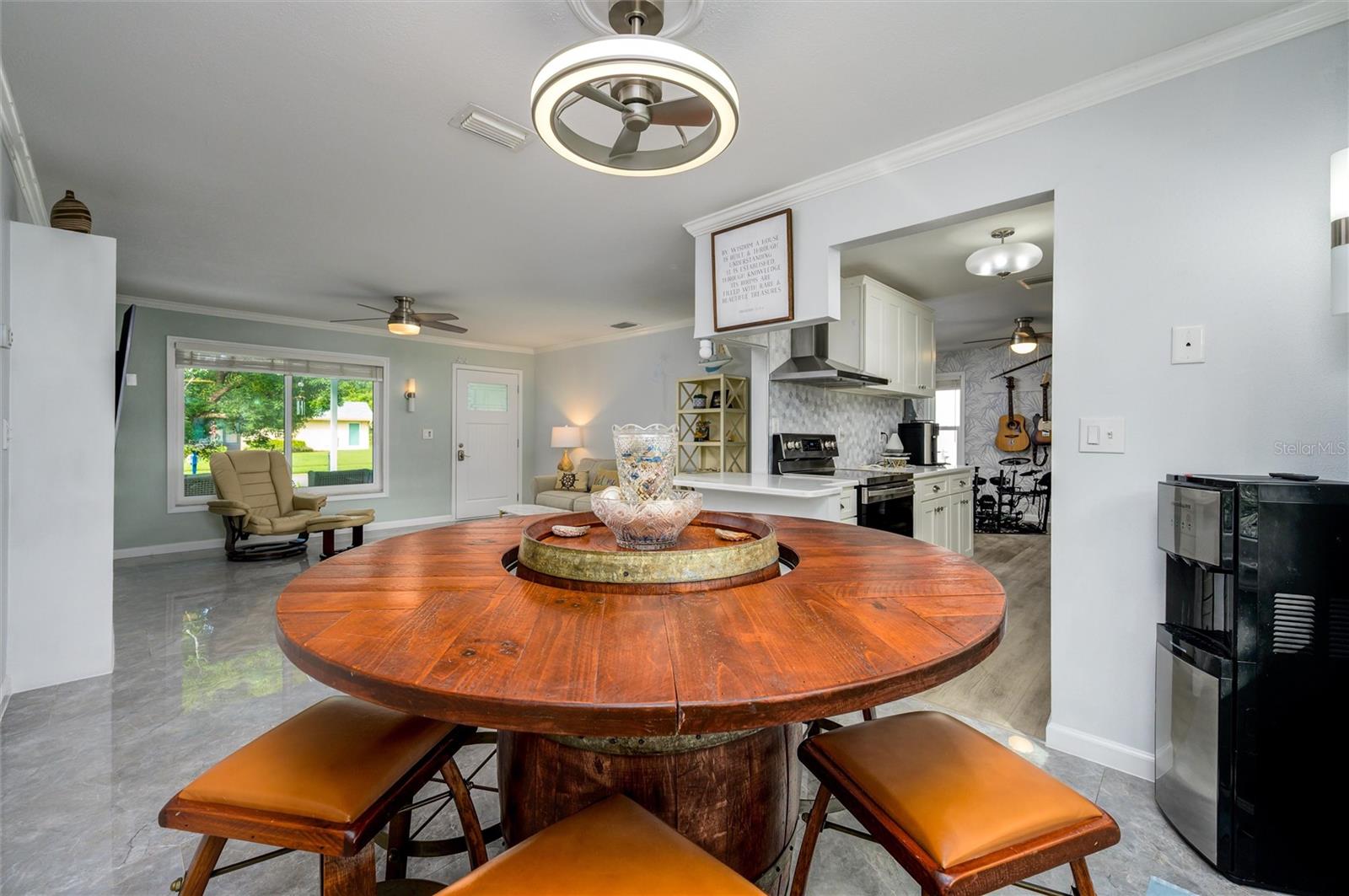 1472 Queen Anne, Palm Harbor, FL 34684
