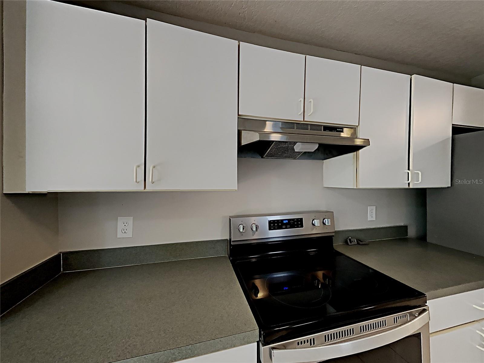 2184 Heathwood, Orlando, FL 32828