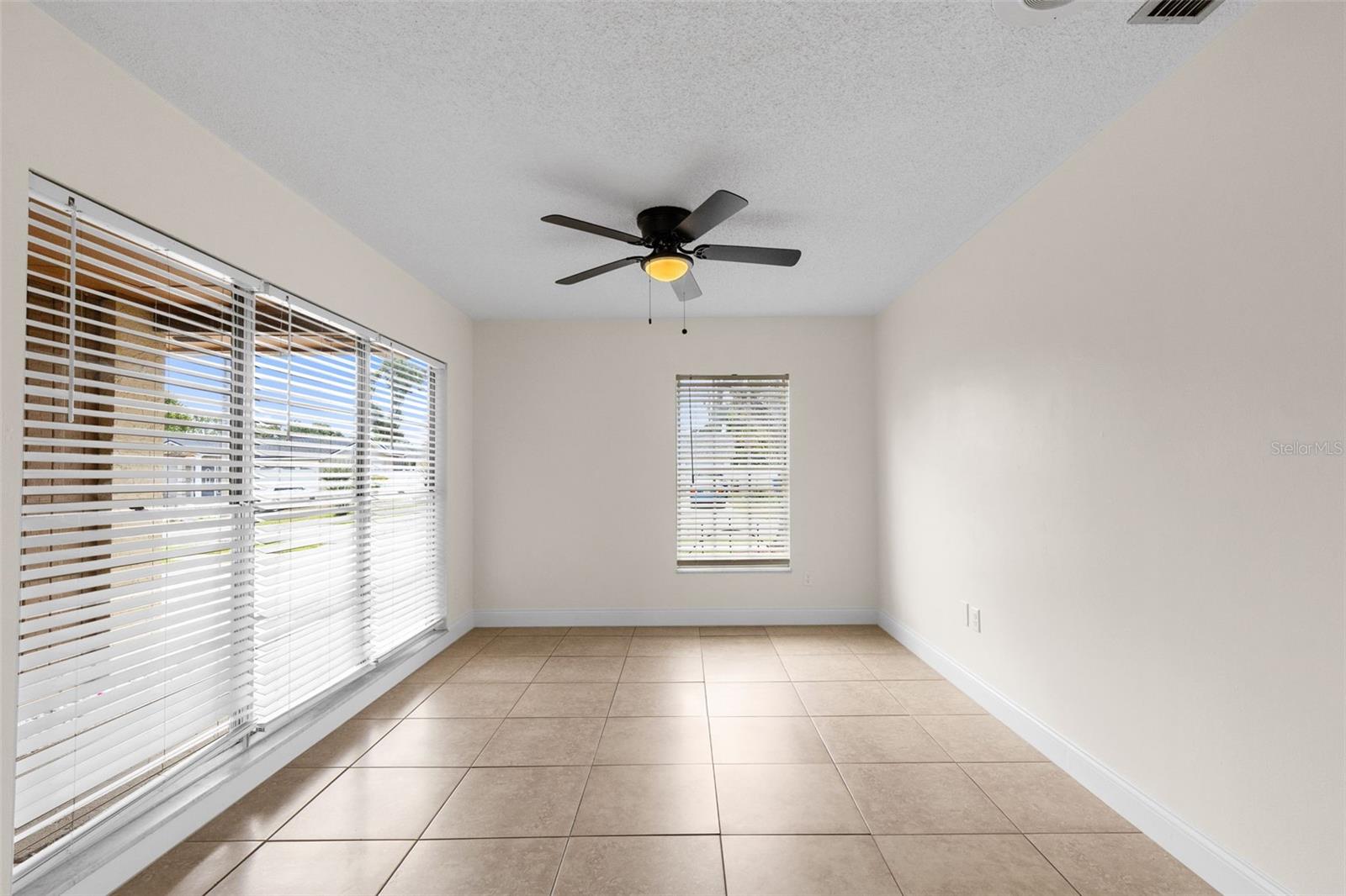 7516 Armand, Tampa, FL 33634