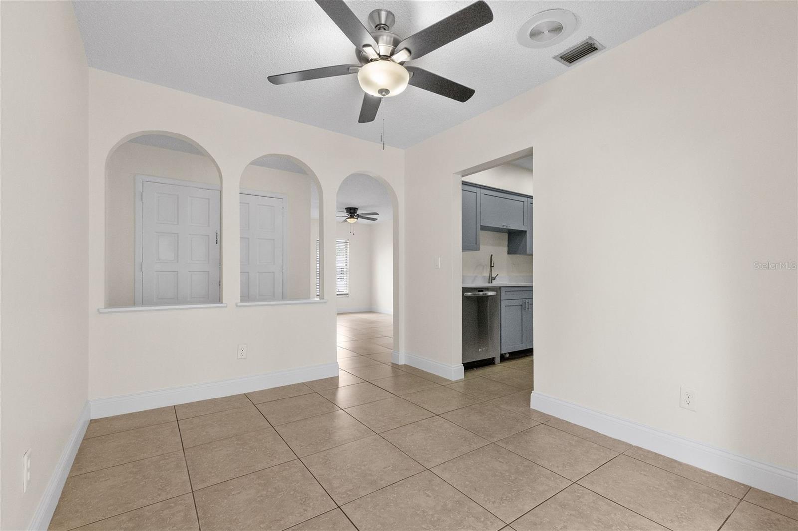 7516 Armand, Tampa, FL 33634