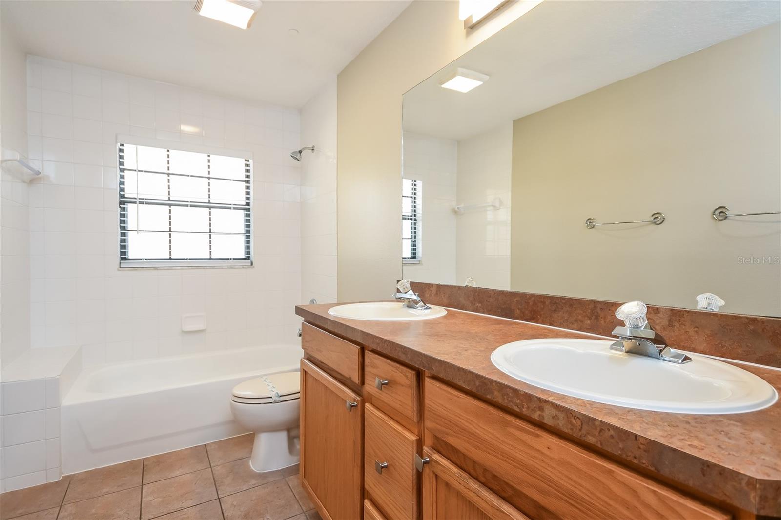 405 Center, Altamonte Springs, FL 32701