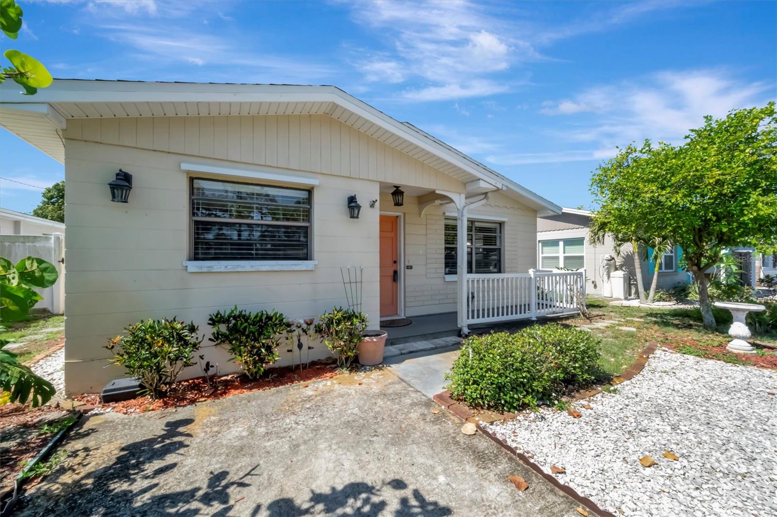 5630 13th, St Petersburg, FL 33710