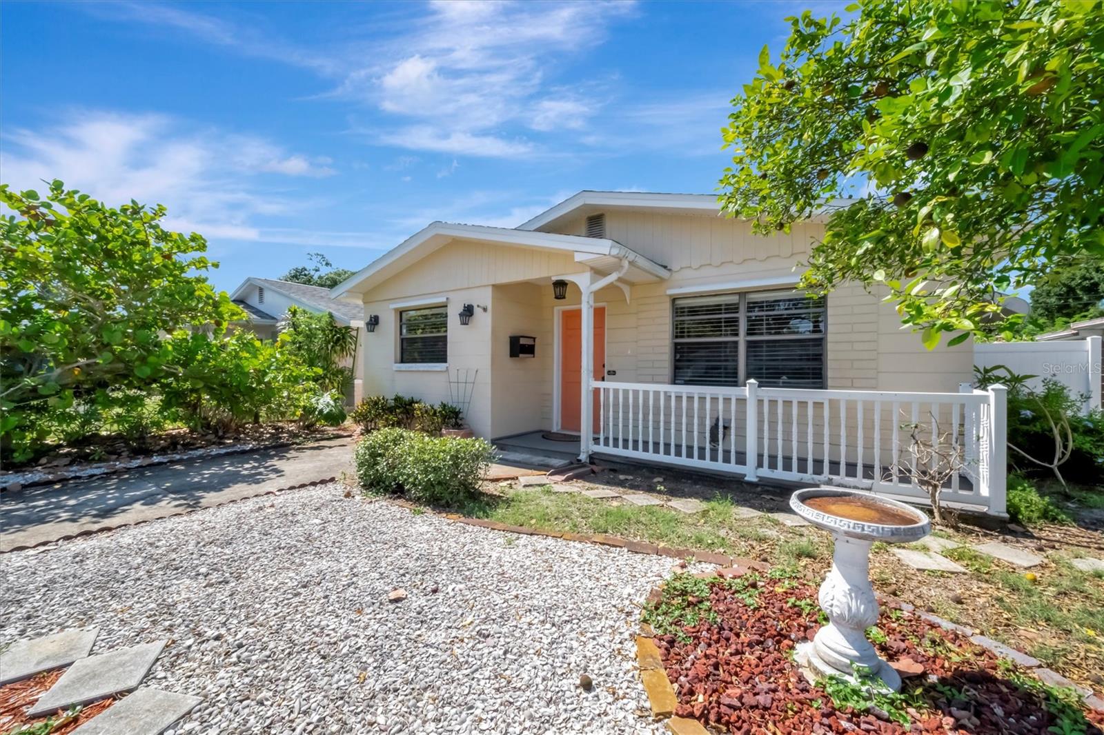 5630 13th, St Petersburg, FL 33710
