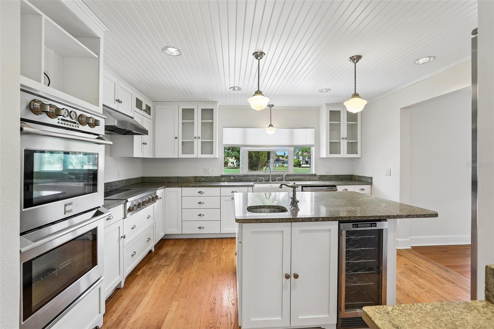 6827 Tequesta, Seminole, FL 33777