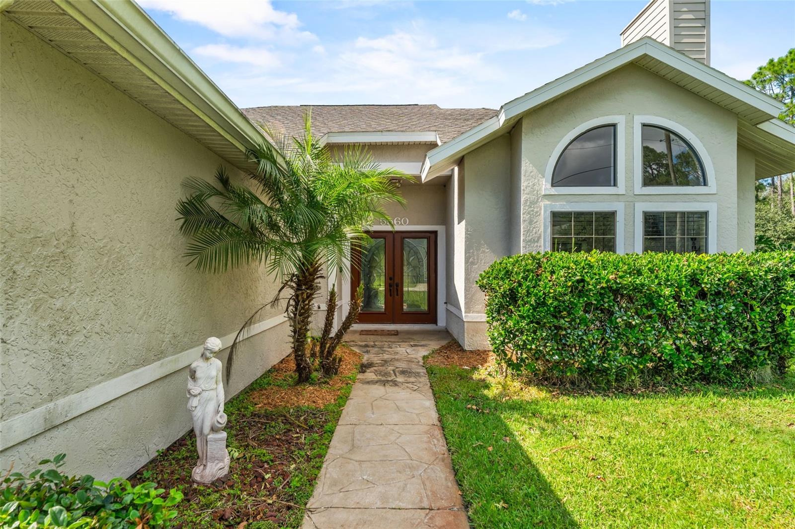 5560 Bob White, Mims, FL 32754