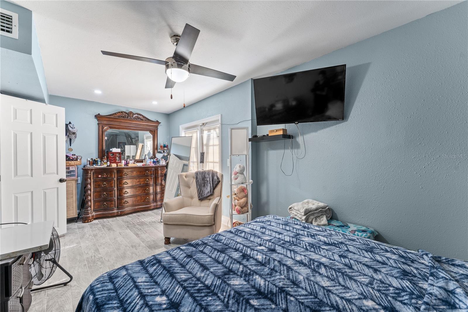 6205 65th, Pinellas Park, FL 33781