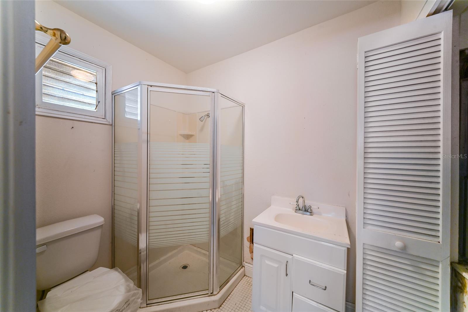 411 Burns Court, Sarasota, FL 34236