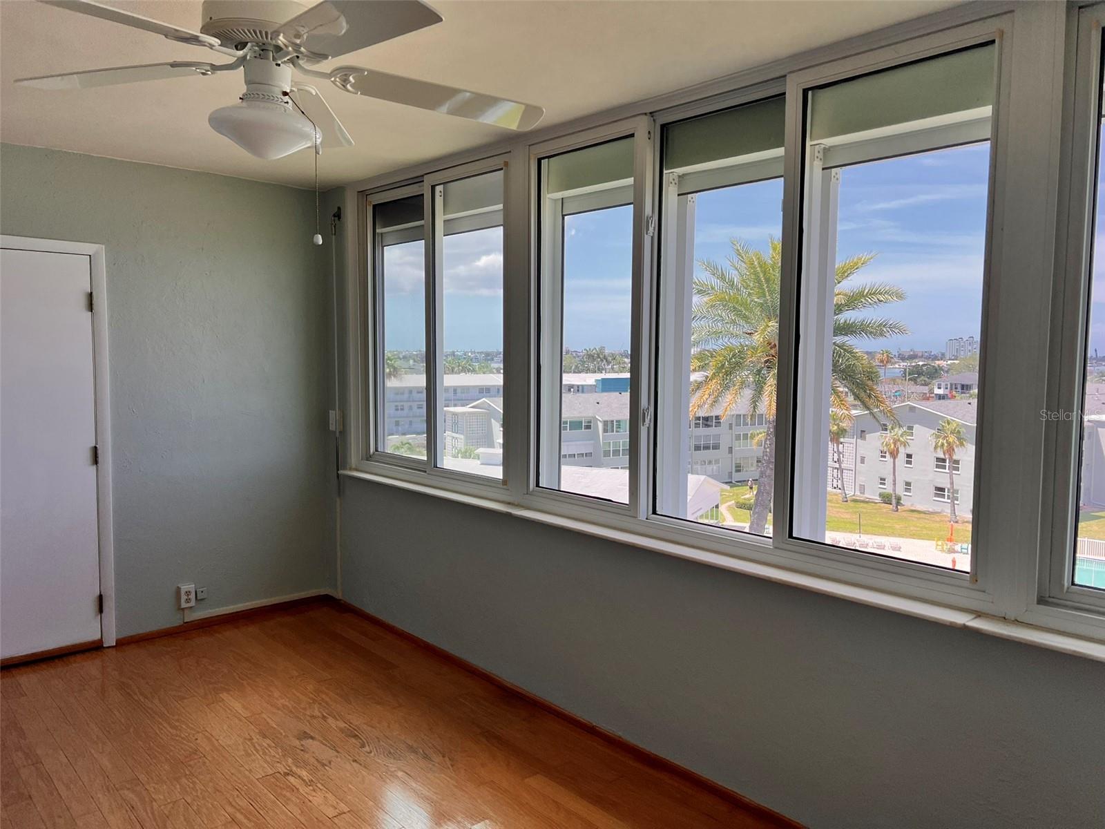 1868 Shore Unit 607, South Pasadena, FL 33707