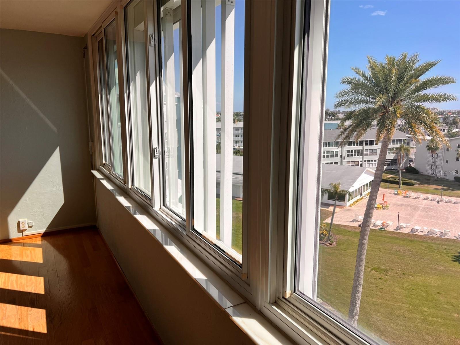 1868 Shore Unit 607, South Pasadena, FL 33707