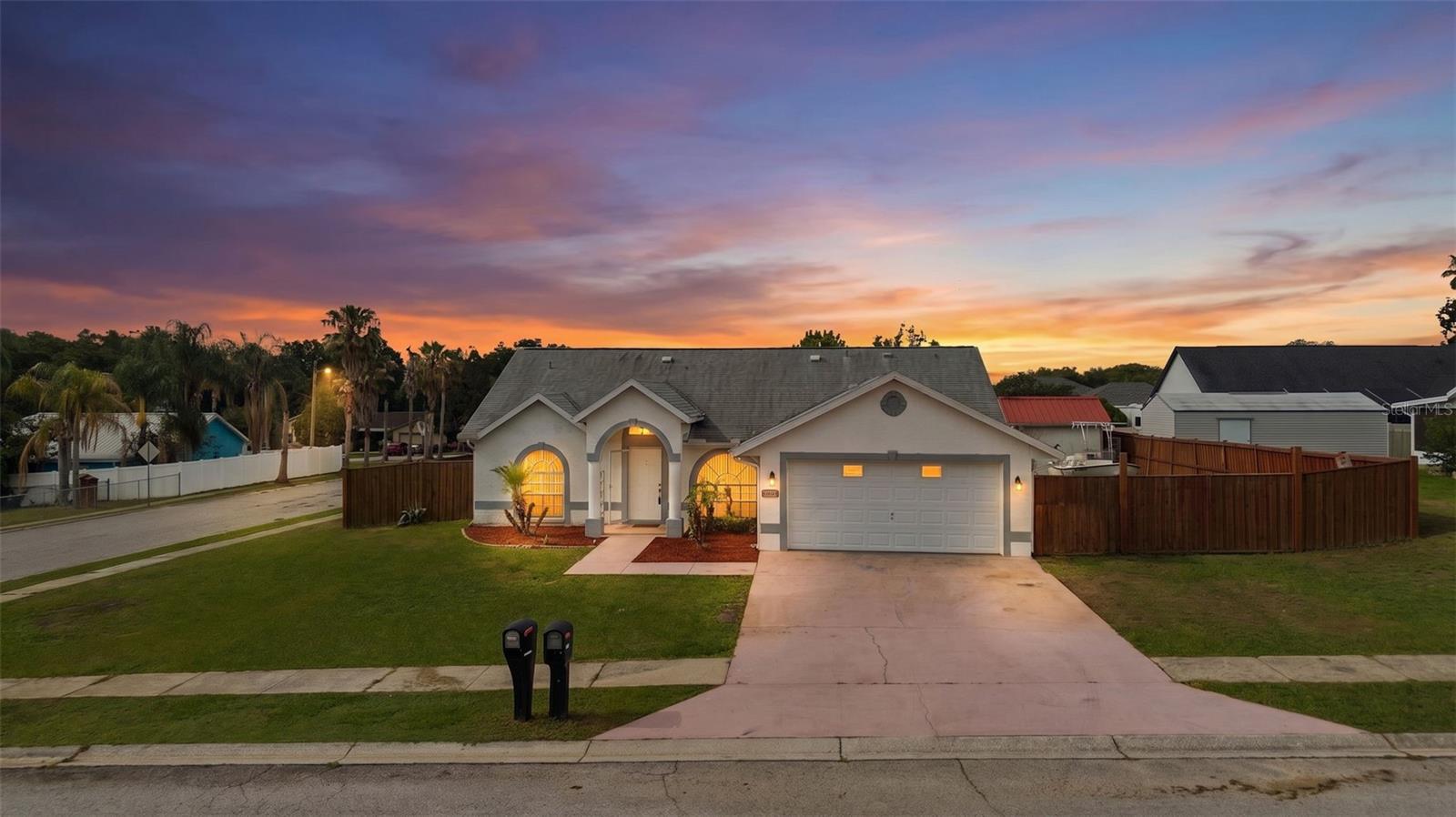 38912 Carr, Zephyrhills, FL 33540