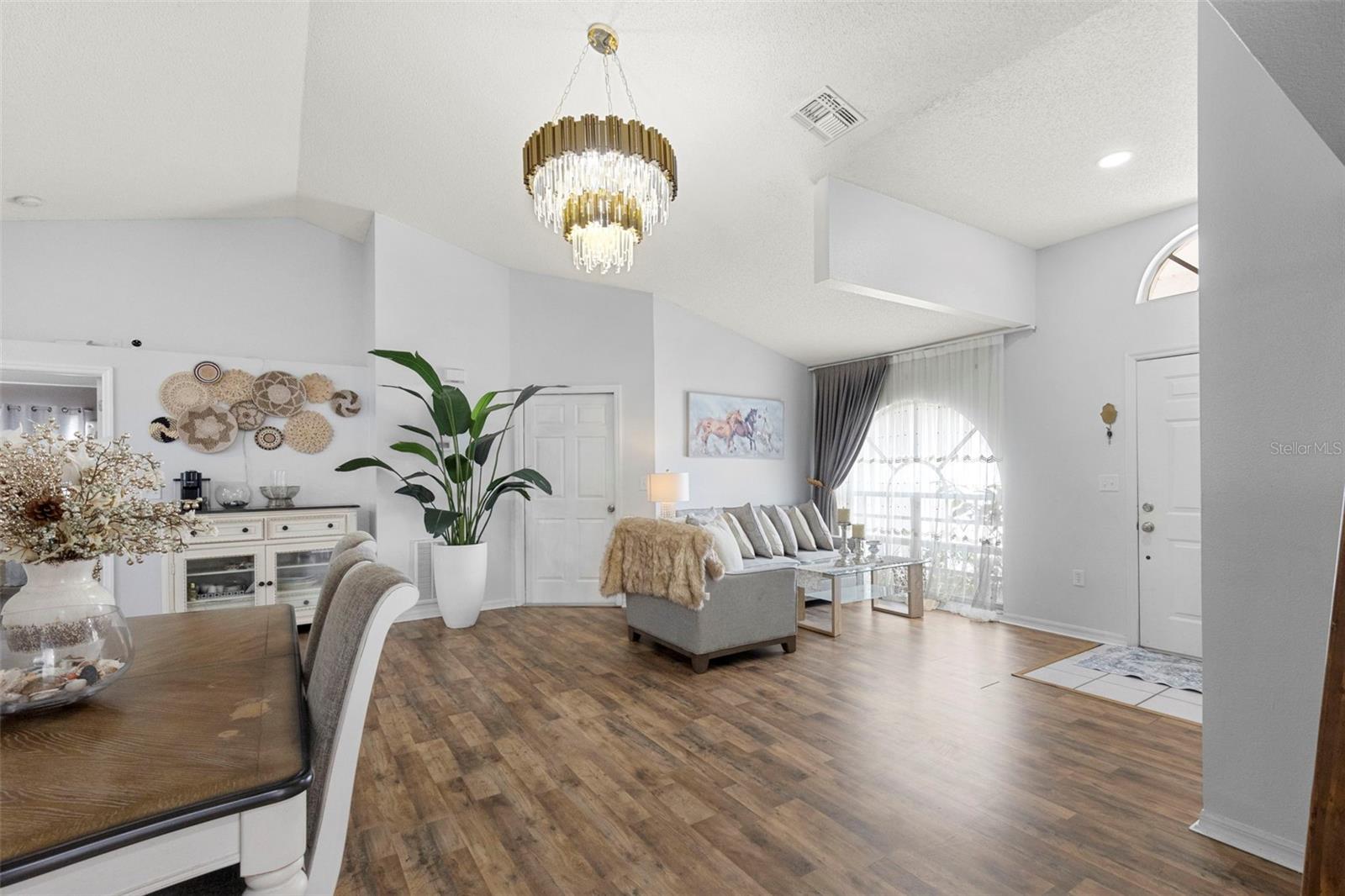 38912 Carr, Zephyrhills, FL 33540
