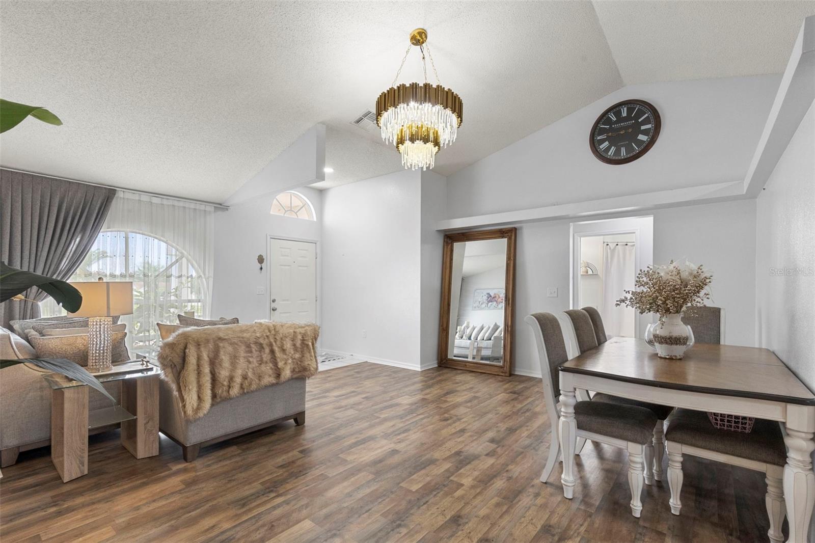 38912 Carr, Zephyrhills, FL 33540