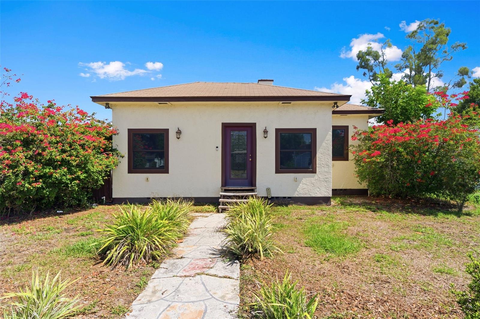 4263 5th, St Petersburg, FL 33713