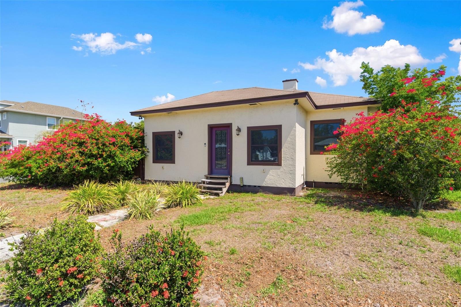 4263 5th, St Petersburg, FL 33713