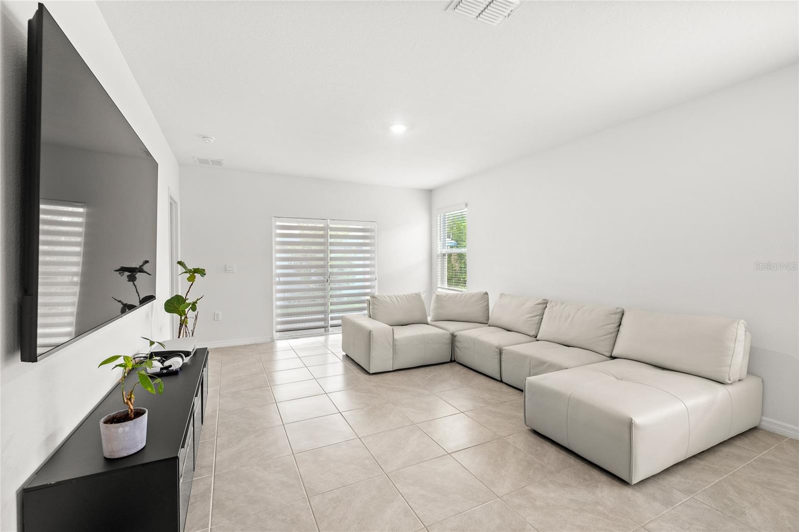 1663 Rosydale, Davenport, FL 33837