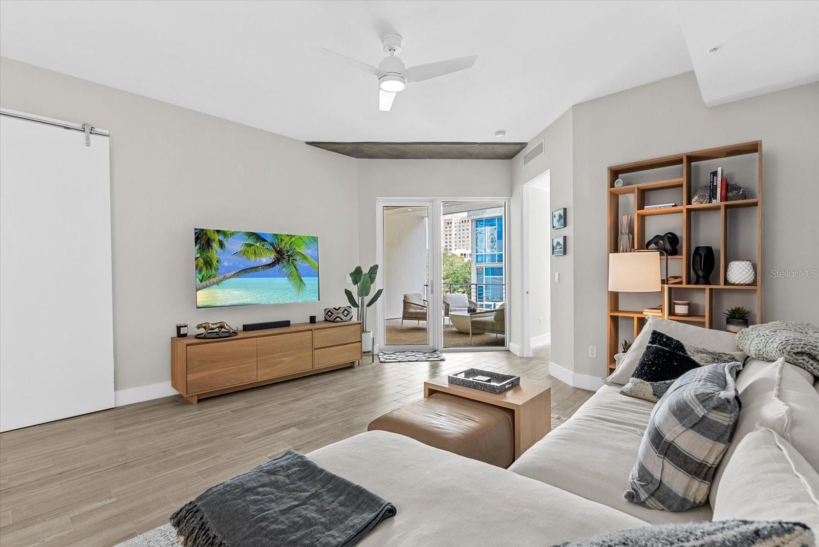 332 Cocoanut Unit 302, Sarasota, FL 34236