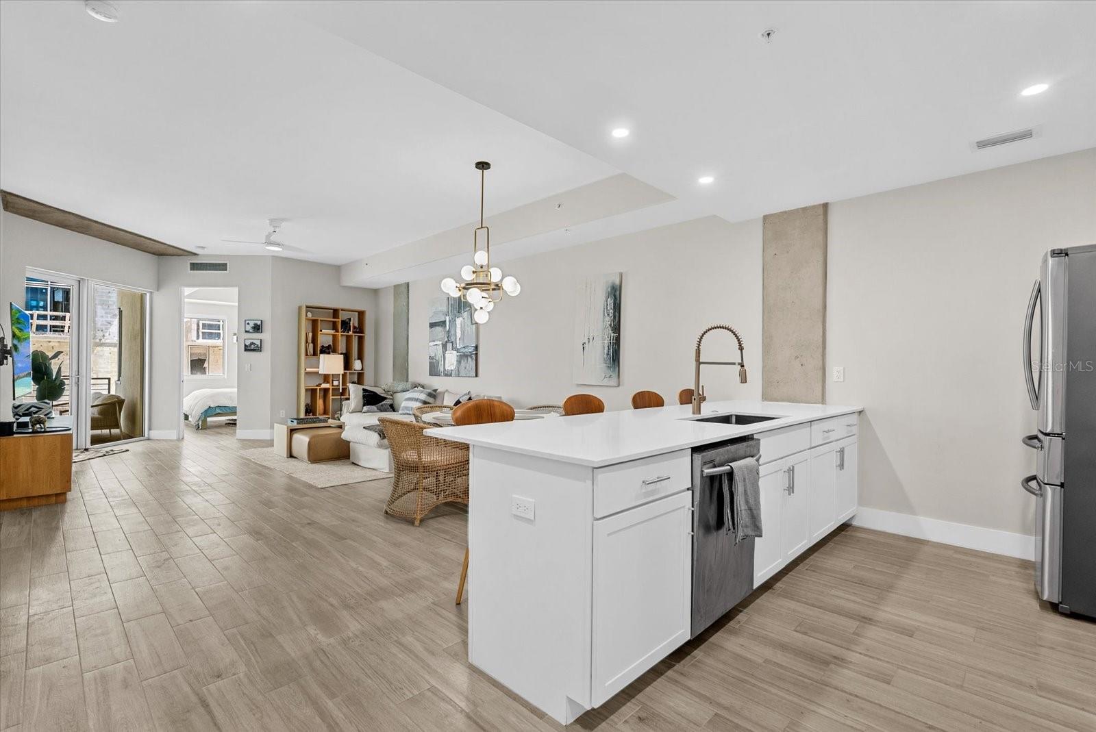 332 Cocoanut Unit 302, Sarasota, FL 34236