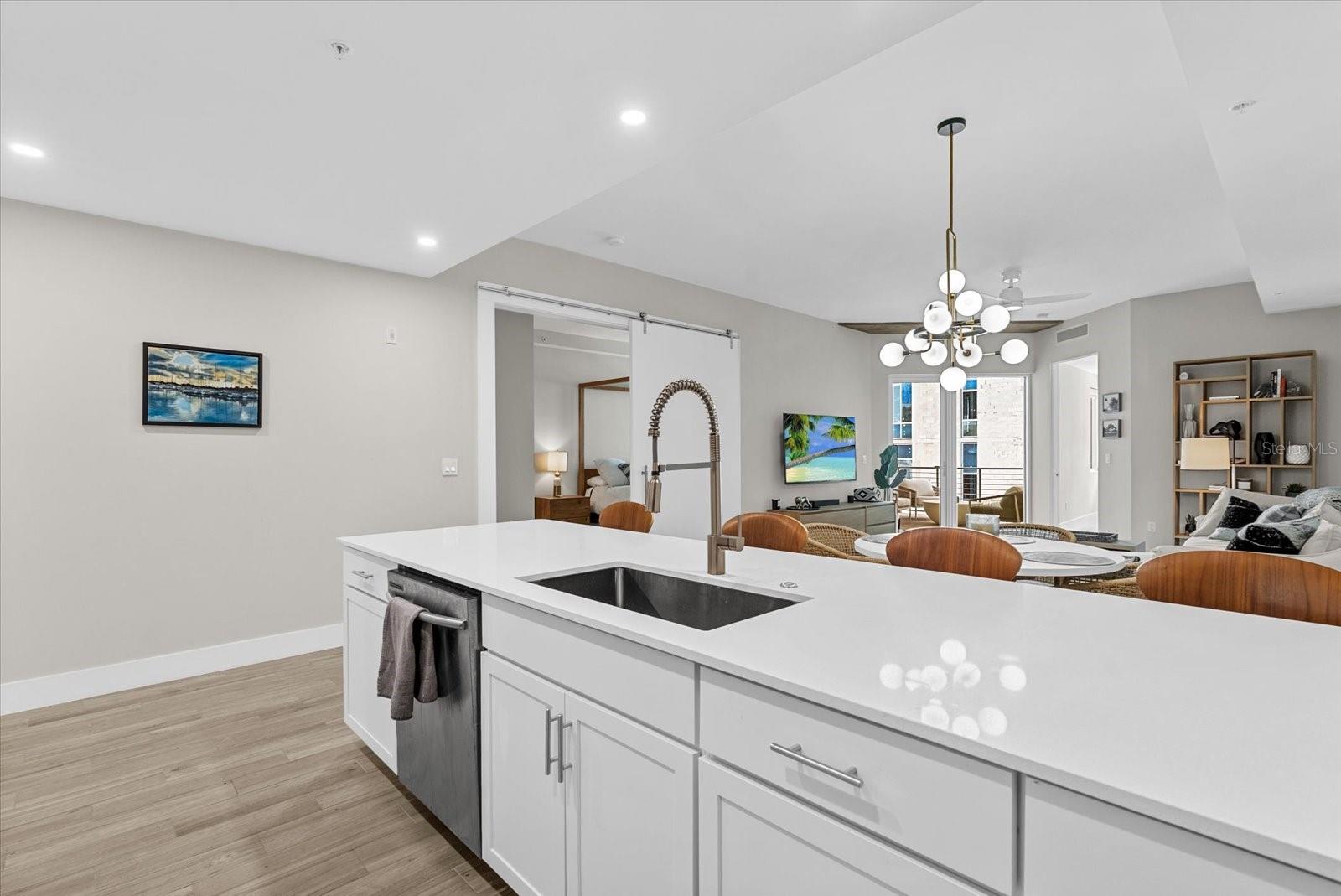 332 Cocoanut Unit 302, Sarasota, FL 34236