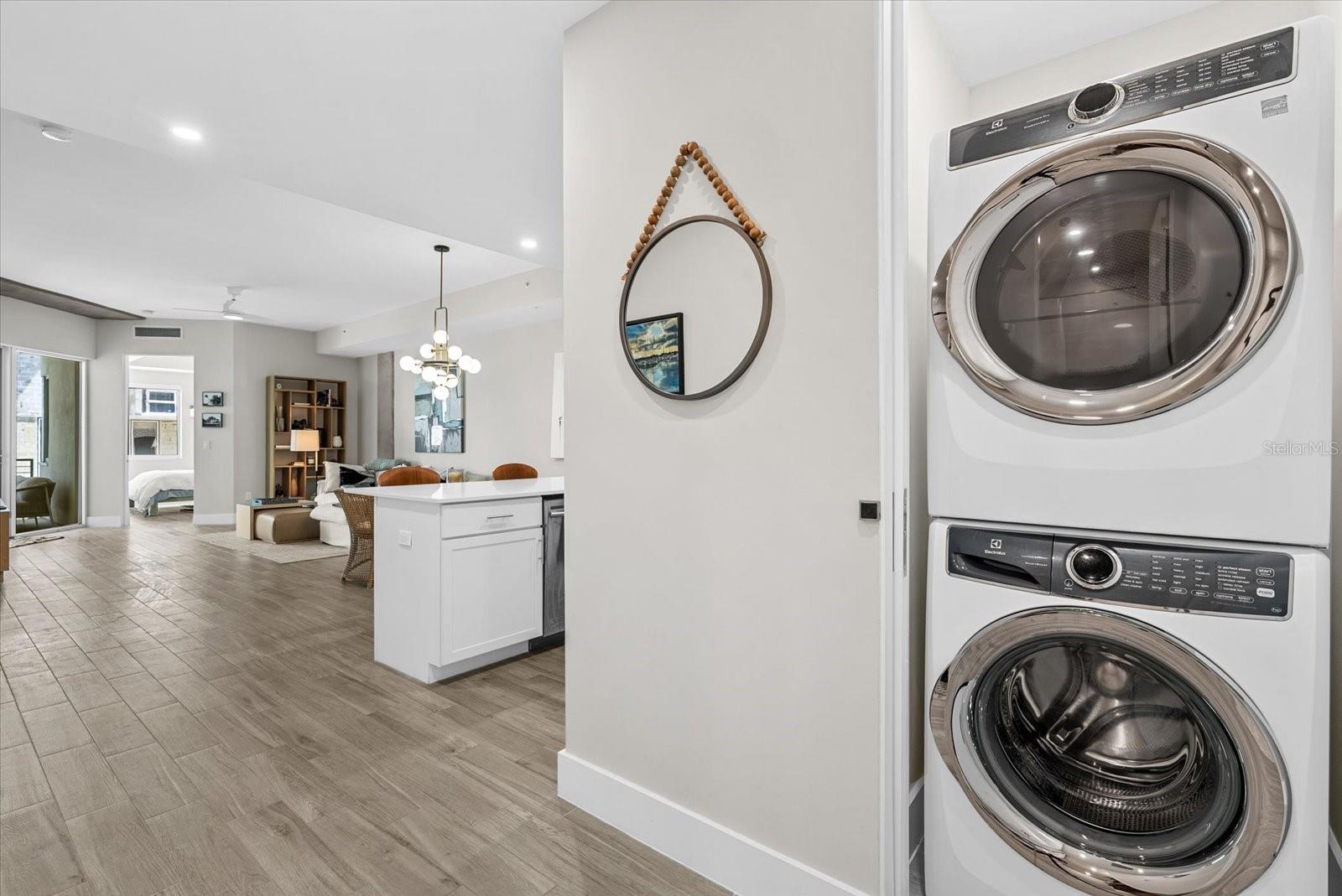 332 Cocoanut Unit 302, Sarasota, FL 34236
