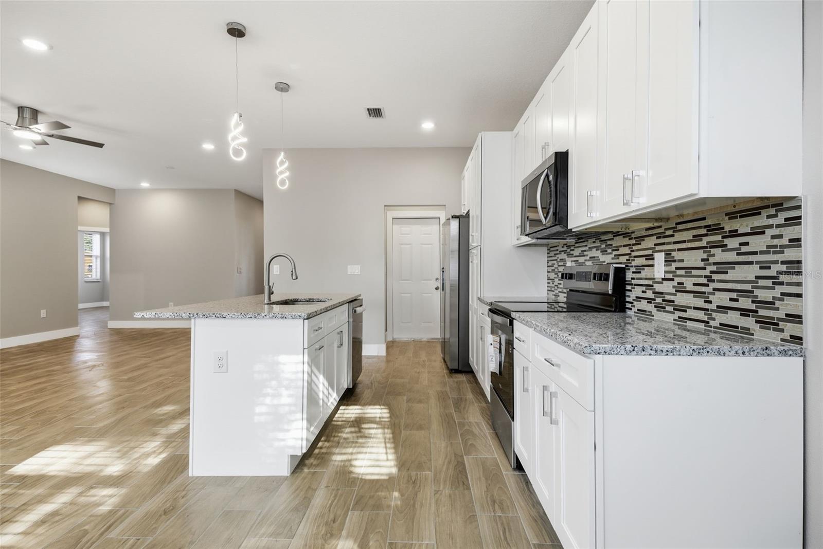 4013 29th, Tampa, FL 33610