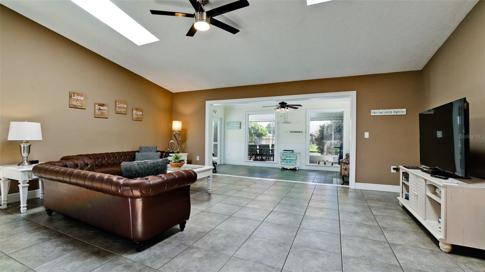 8403 13th, Bradenton, FL 34209