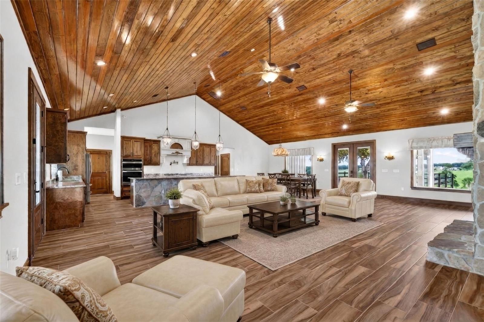 5496 Nantahala, Lady Lake, FL 32159