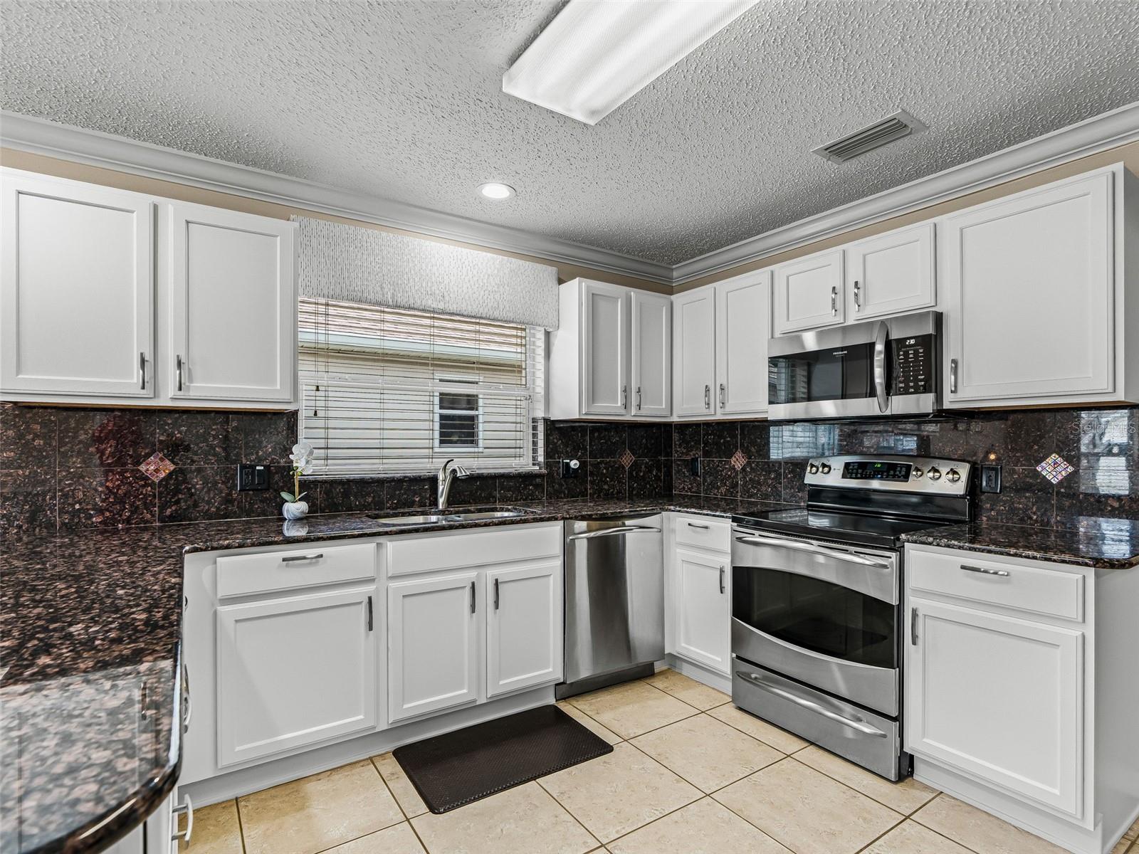 2121 Gerardo, The Villages, FL 32159