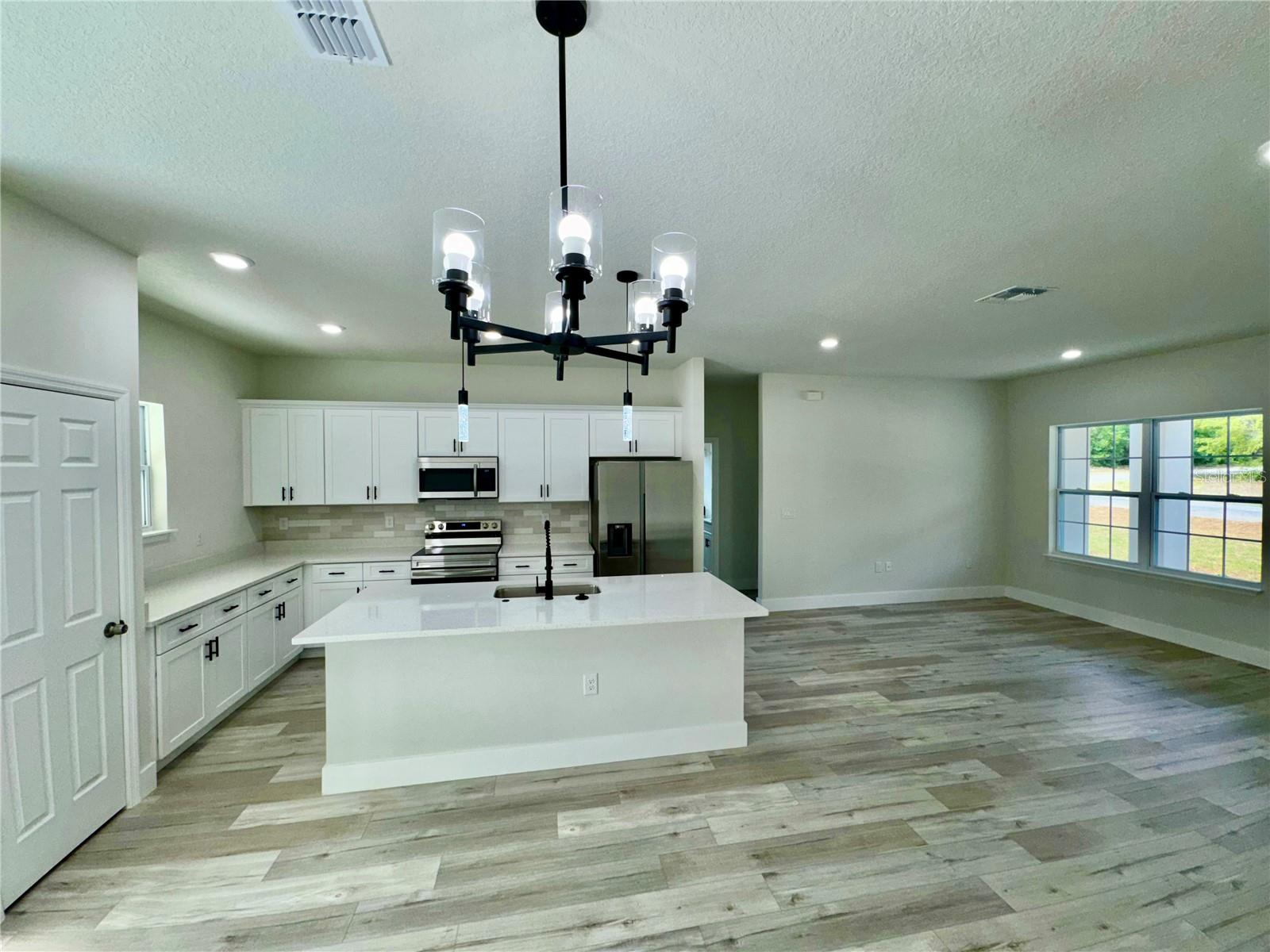 8191 Pickinz, Citrus Springs, FL 34433