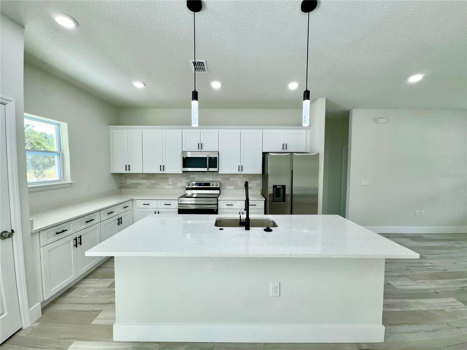 8191 Pickinz, Citrus Springs, FL 34433