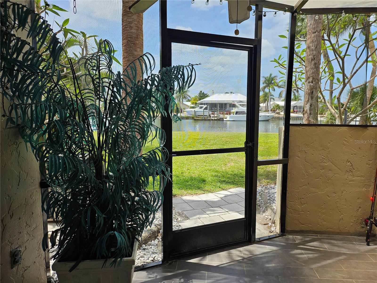1028 Apollo Beach Unit 19, Apollo Beach, FL 33572
