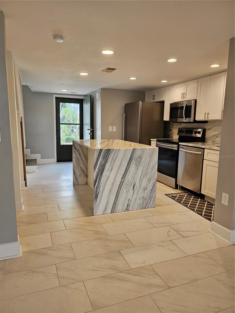 1028 Apollo Beach Unit 19, Apollo Beach, FL 33572