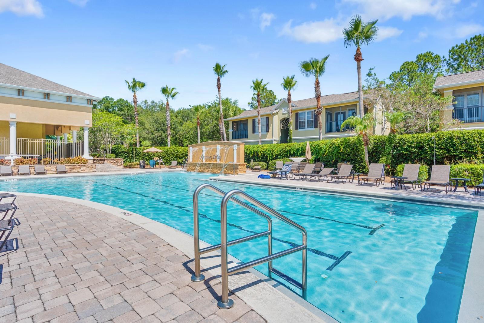 10211 Courtney Palms Unit 303, Tampa, FL 33619