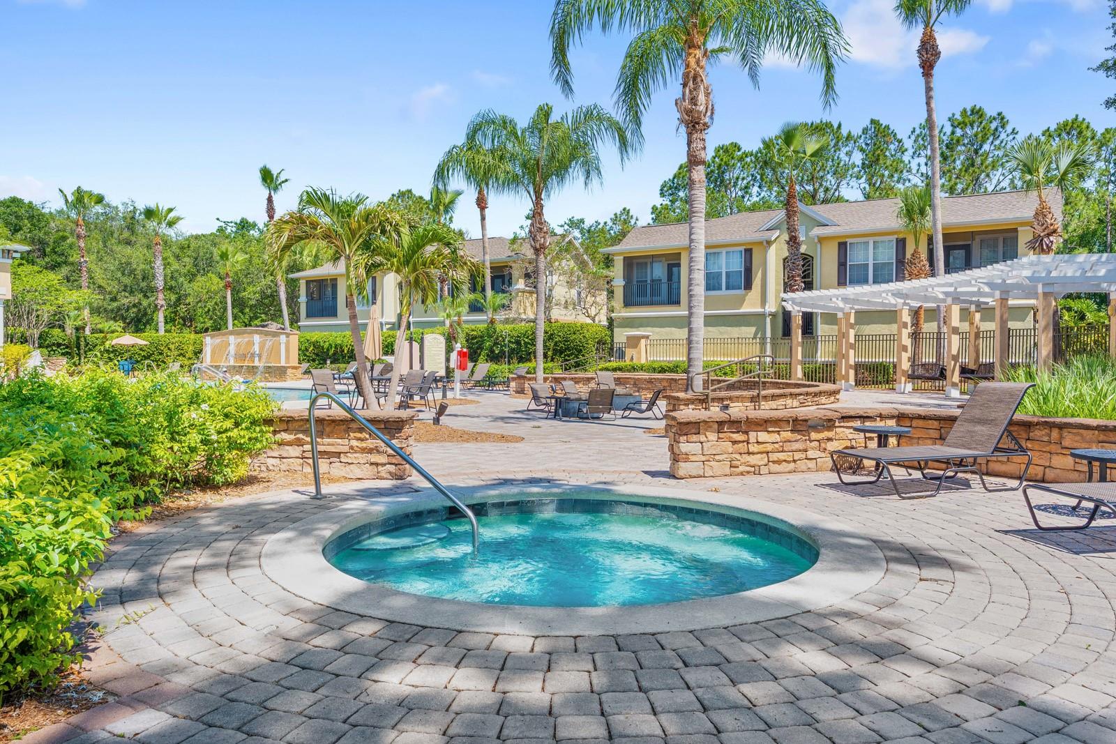 10211 Courtney Palms Unit 303, Tampa, FL 33619