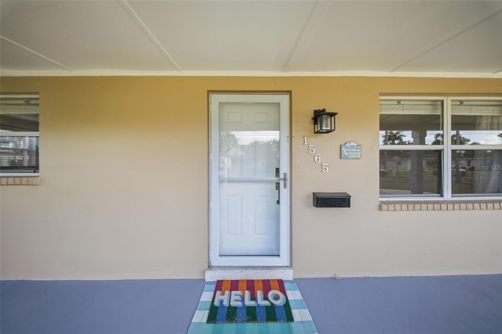 1565 Connecticut, St Petersburg, FL 33703