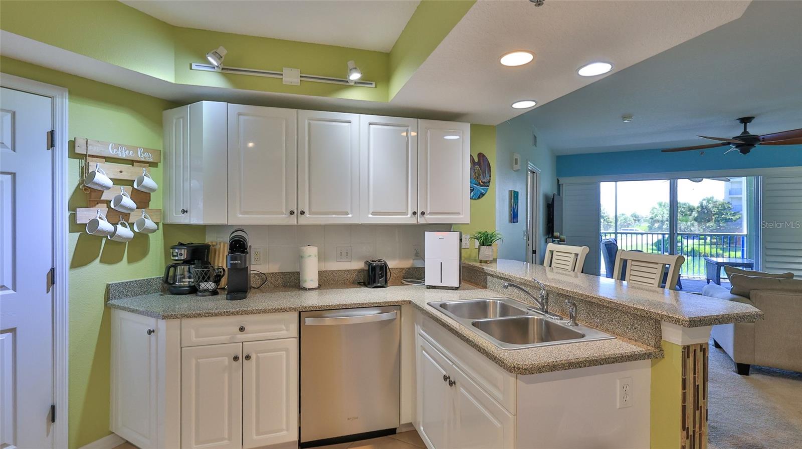 5300 Atlantic Unit 15-202, New Smyrna Beach, FL 32169