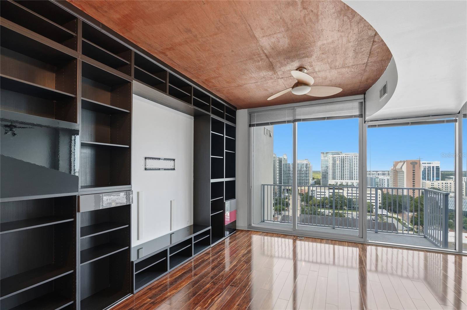 155 Court Unit 1113, Orlando, FL 32801