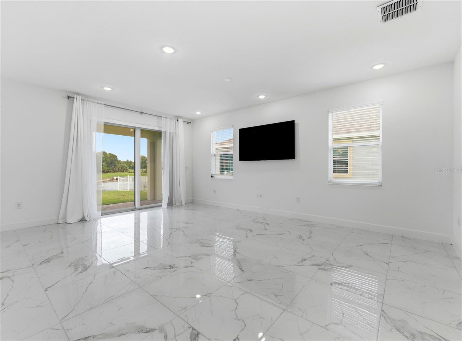 5232 Wishing Arch, Apollo Beach, FL 33572