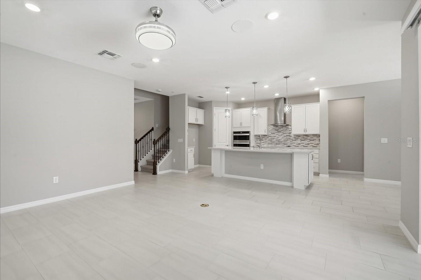 9107 Rally Spring Loop, Wesley Chapel, FL 33545